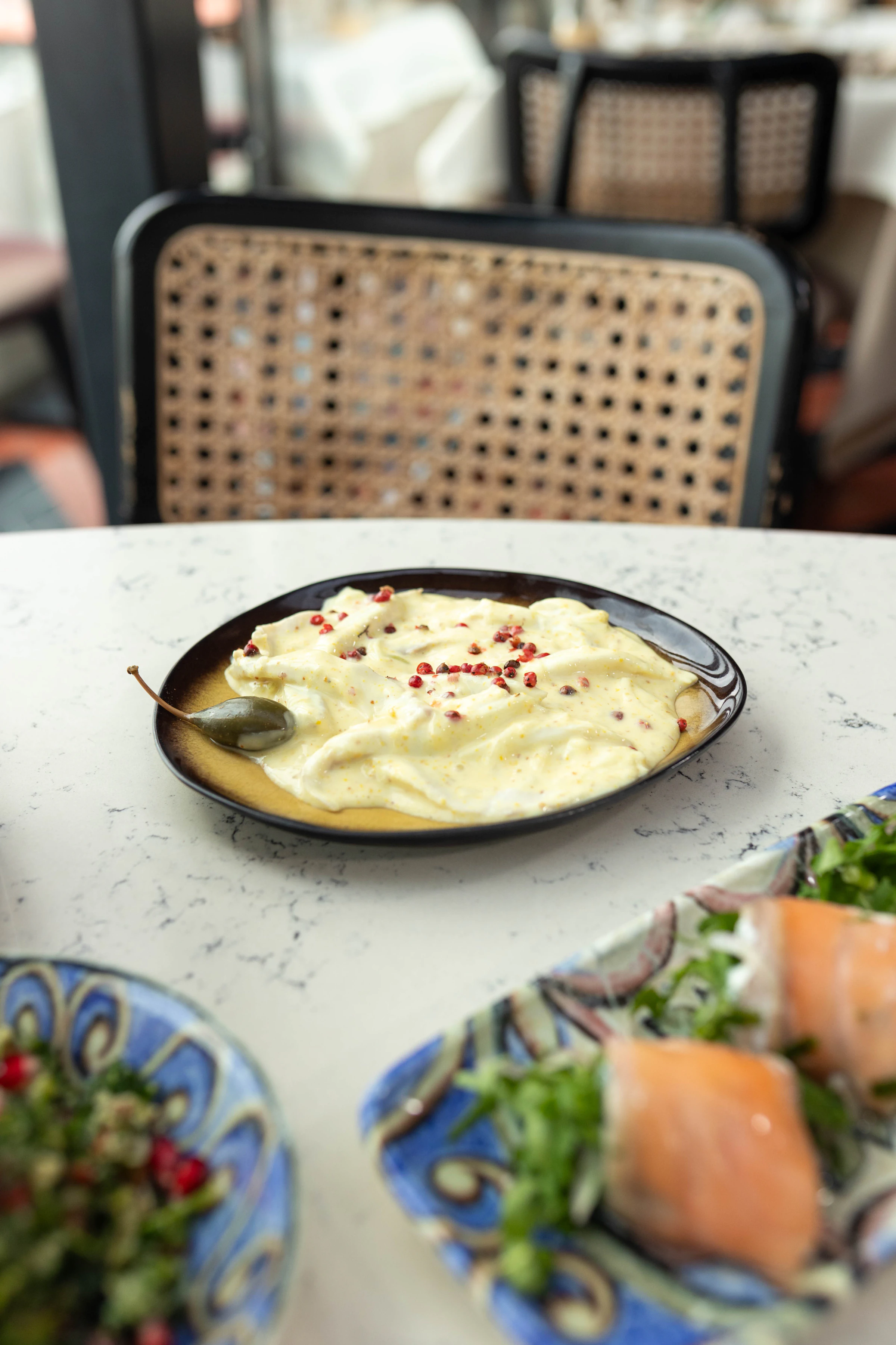 Arwin Roof food plate